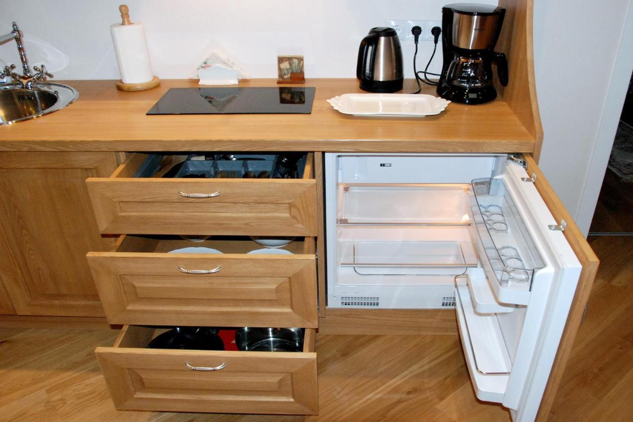Dzirnavu 92, Free Private Parking Appartement *